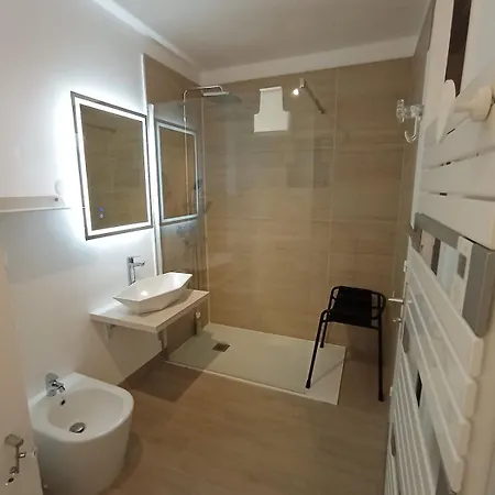 Chez Mara Elegant Italian Style Apartment *
