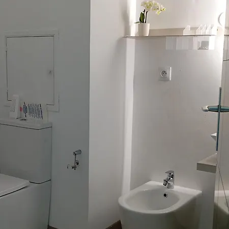 Chez Mara Elegant Italian Style * Cagnes-sur-Mer
